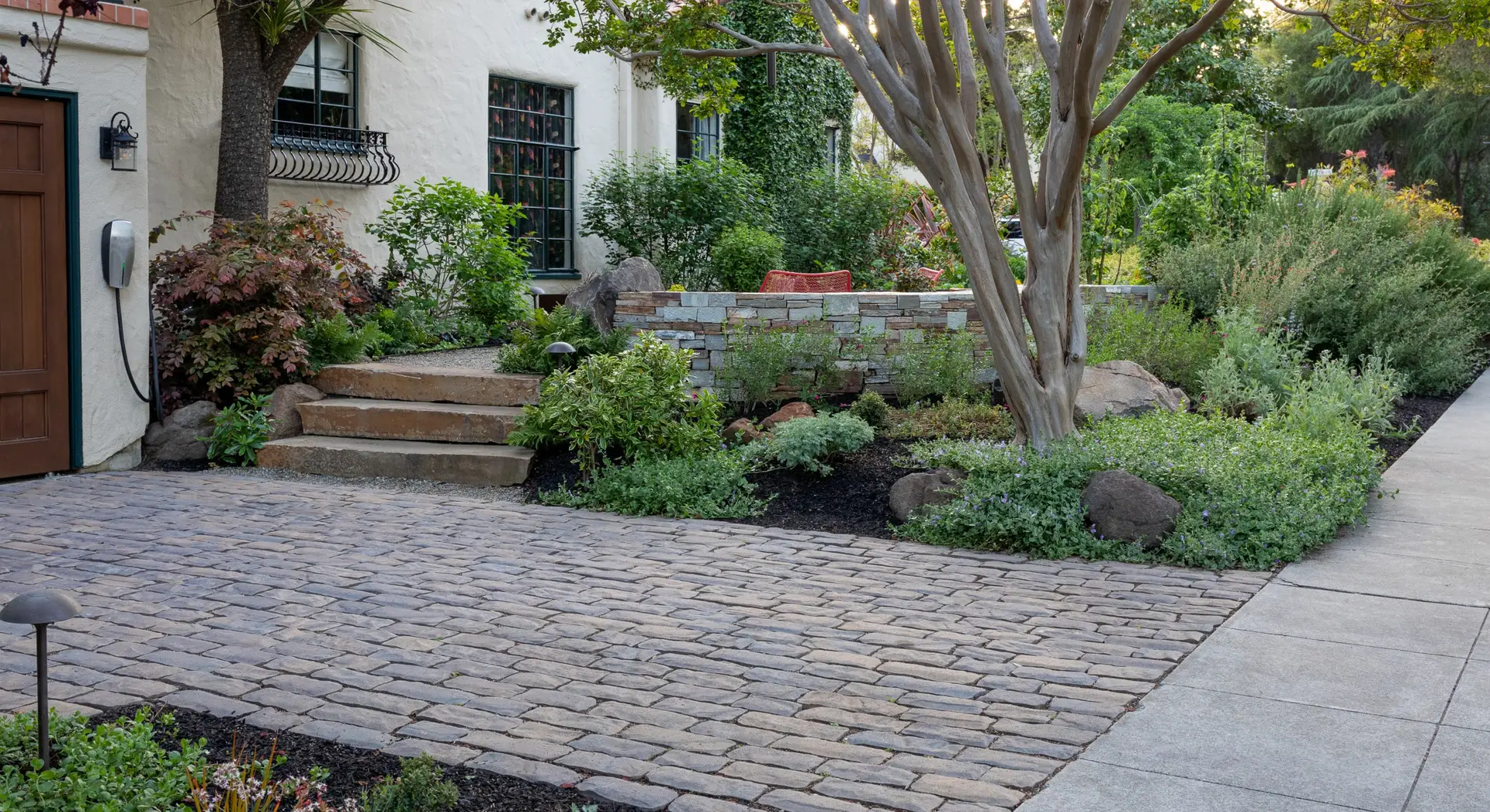 Retaining Wall Installation in Canton, GA Professional retaining wall installation in Canton, GA including stone walls, segmental walls, and erosion control solutions built to last.